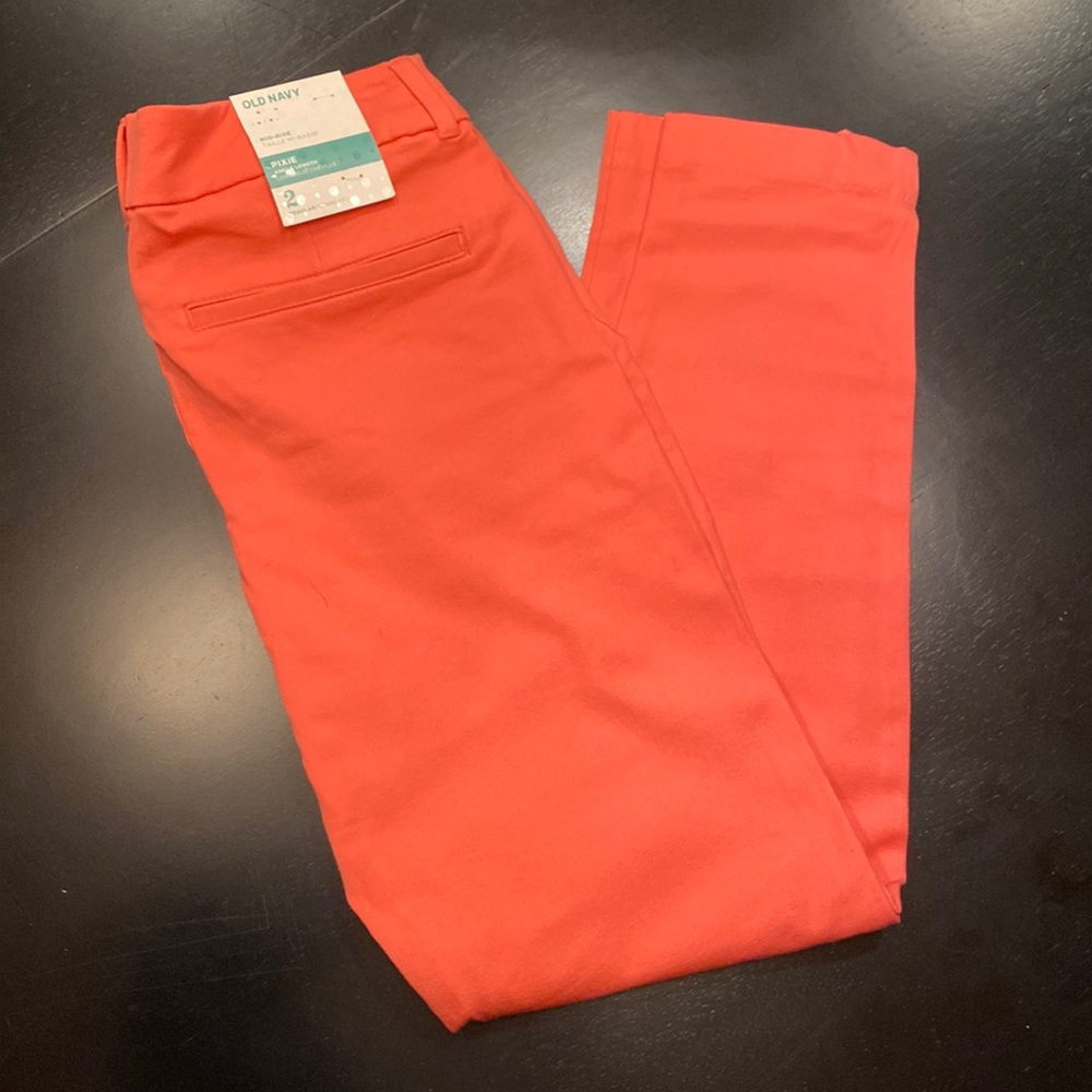 Old Navy Pixie Pants BNWT SIZE 2